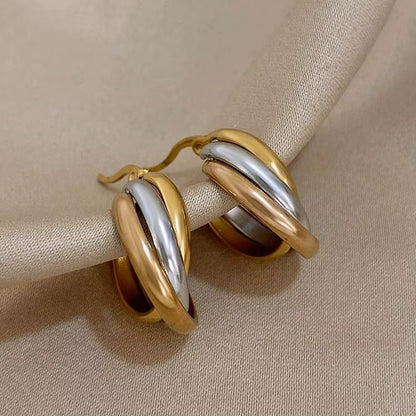 Elara Hoops