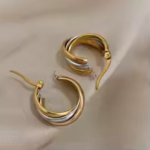 Elara Hoops